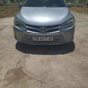 Toyota Camry 2017