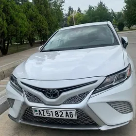 Toyota Camry 2019