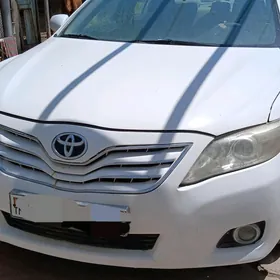 Toyota Camry 2010