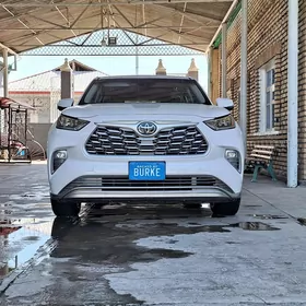 Toyota Highlander 2020