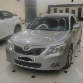 Toyota Camry 2010