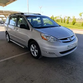 Toyota Sienna 2007