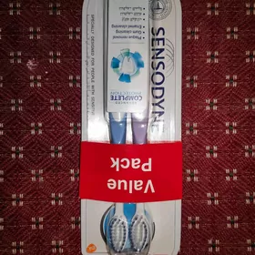 Зубные щётки Sensodyne