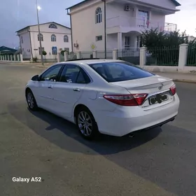 Toyota Camry 2017