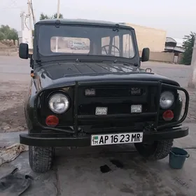 UAZ 469 1999