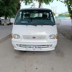 Toyota Hiace 2004