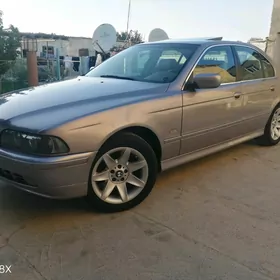 BMW E39 2001