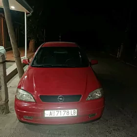 Opel Astra 2000