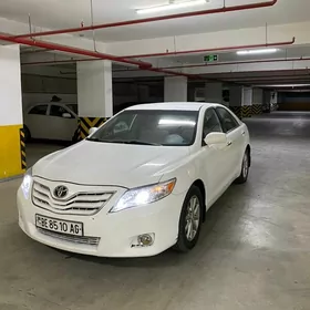 Toyota Camry 2011