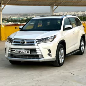 Toyota Highlander 2017