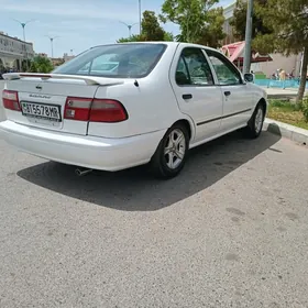 Nissan Sunny 1999