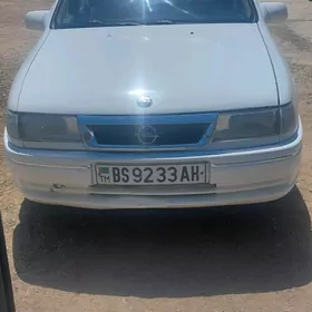 Opel Vectra 1990