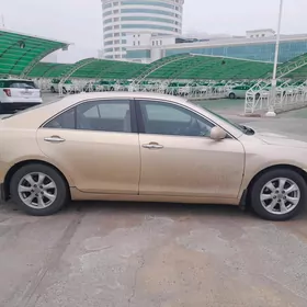 Toyota Camry 2010