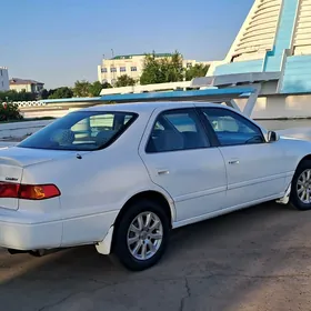 Toyota Camry 1999