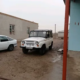 UAZ 469 1985