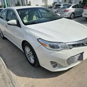 Toyota Avalon 2013