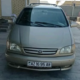 Toyota Sienna 2001