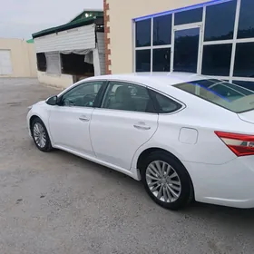 Toyota Avalon 2013