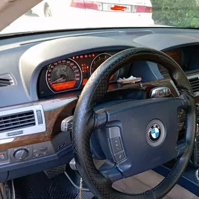 BMW 745 2001
