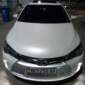 Toyota Camry 2016