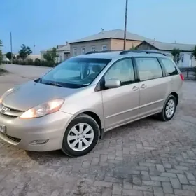 Toyota Sienna 2006