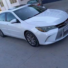 Toyota Camry 2017