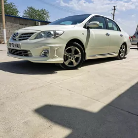 Toyota Corolla 2013