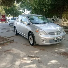 Nissan Versa 2010