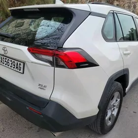 Toyota RAV4 2022