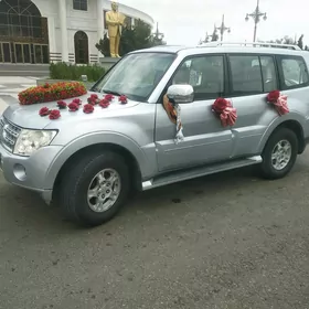 Mitsubishi Pajero 2008