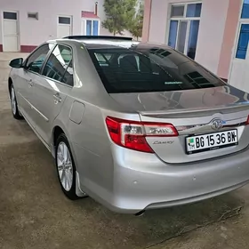 Toyota Camry 2013