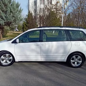 Toyota Sienna 2009