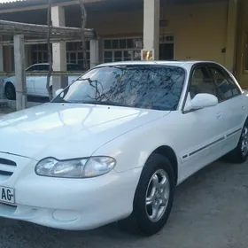 Hyundai Sonata 1997