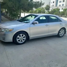 Toyota Camry 2011