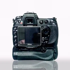 Nikon D300 DX professional