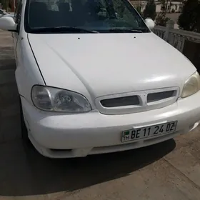 Kia Carnival 2001