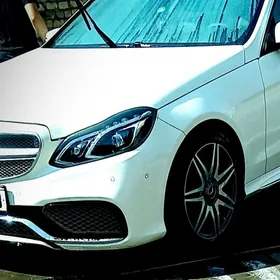 Mercedes-Benz E-Class 2015