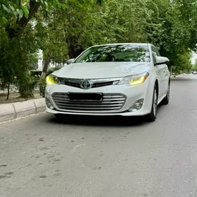 Toyota Avalon 2013