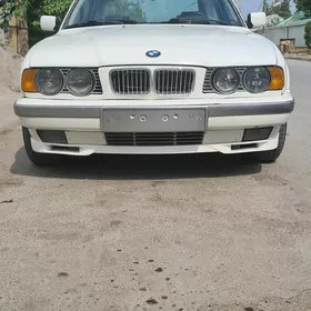 BMW 525 1989