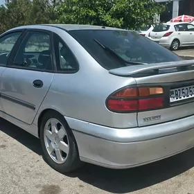 Renault Laguna 1 2001