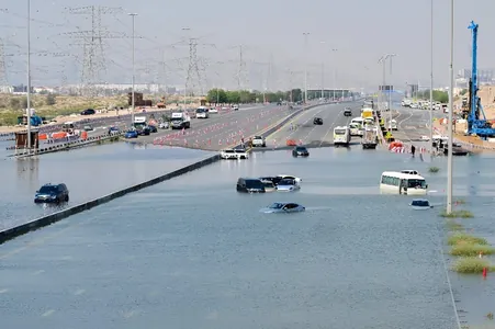 Дубай инвестирует $8 млрд в новую систему ливневой канализации после наводнения