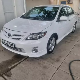 Toyota Corolla 2011