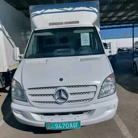 Mercedes-Benz Sprinter 2500 2011