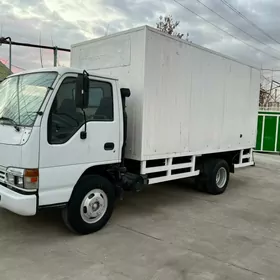 Isuzu Elf 2008