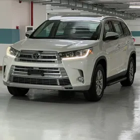 Toyota Highlander 2019