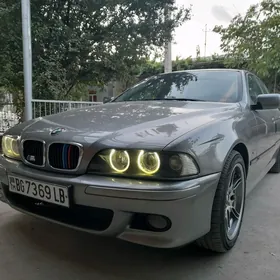 BMW E39 2003