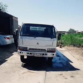 Mitsubishi Canter 2015