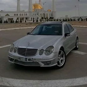 Mercedes-Benz E320 2003
