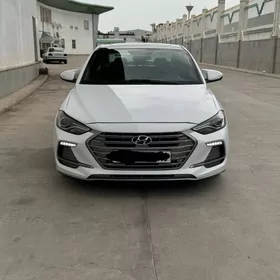 Hyundai Elantra 2018