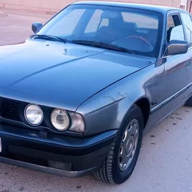 BMW 525 1992